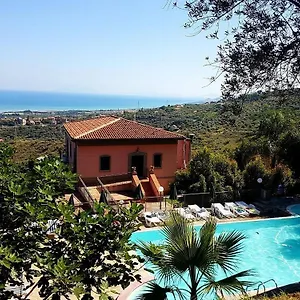 https://santelia-country-village.sicilyhotelsitaly.net